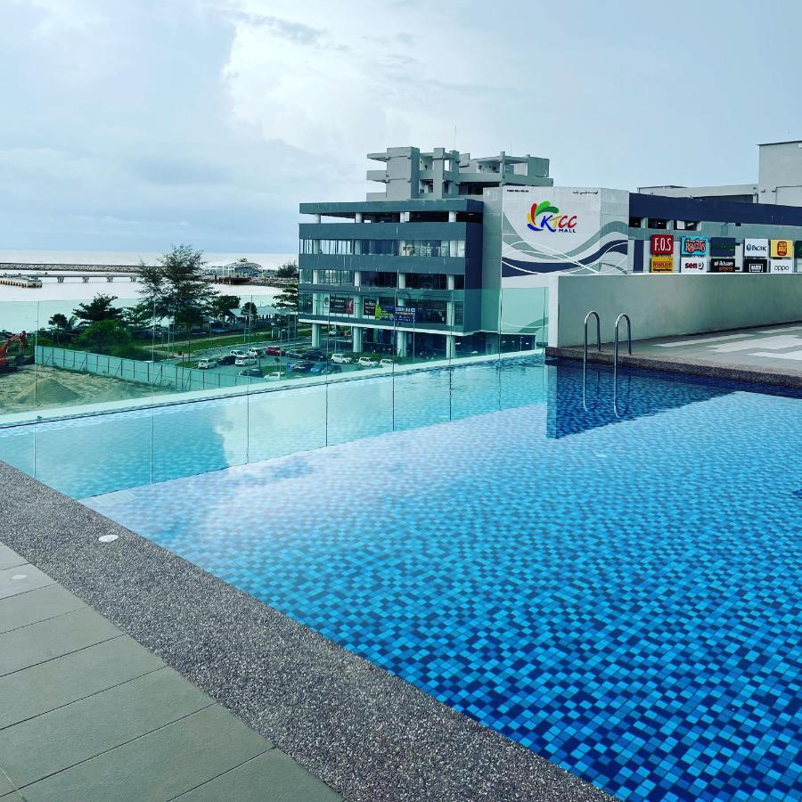 Ureshii Homestay Ladang Tanjung Kuala Terengganu With Pool Eksteriør billede